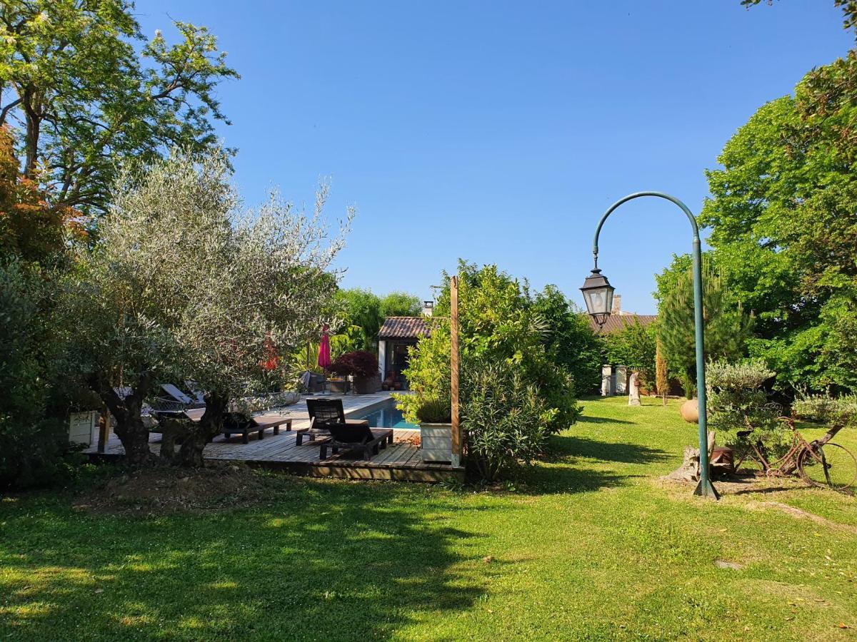 Le Clos Reaud Blaye Exteriör bild